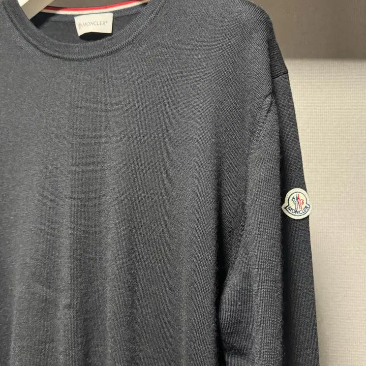 [BUNJANG] Moncler Crewneck Wool Knit Sweater Black M / 몽클레어 크루넥 울 니트 블랙 M