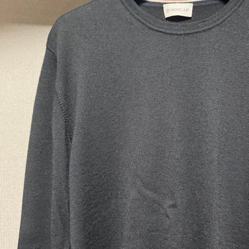 [BUNJANG] Moncler Crewneck Wool Knit Sweater Black M / 몽클레어 크루넥 울 니트 블랙 M