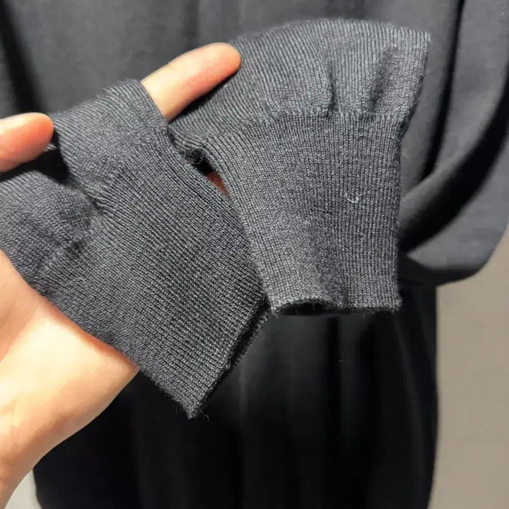 [BUNJANG] Moncler Crewneck Wool Knit Sweater Black M / 몽클레어 크루넥 울 니트 블랙 M