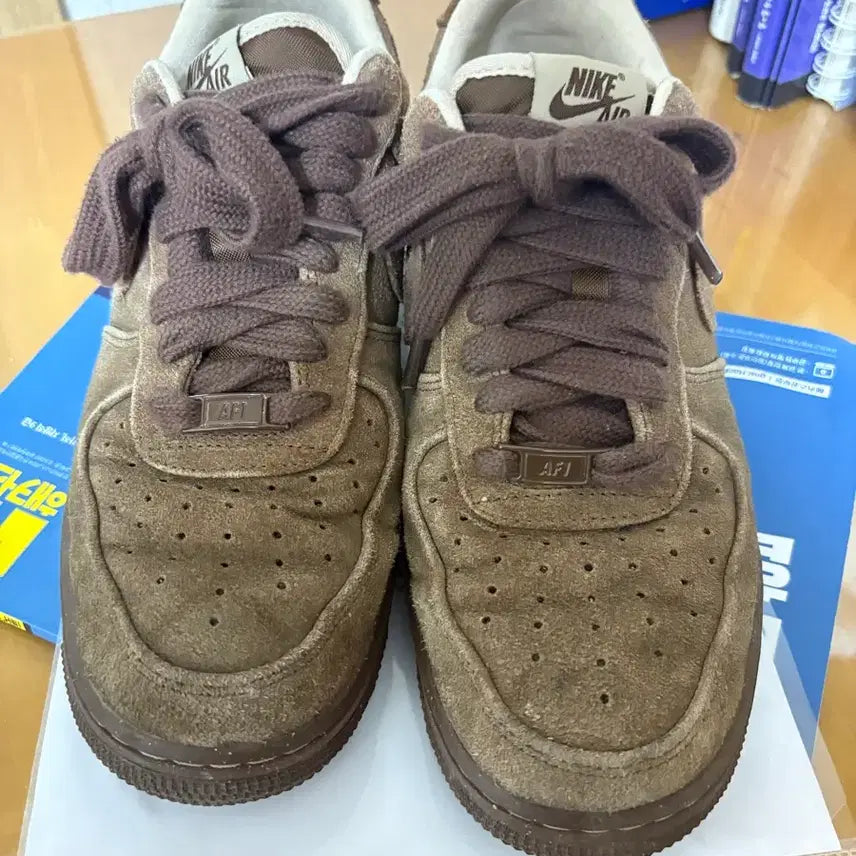 [BUNJANG] Nike Air Force 1 Suede Brown Sneakers / 나이키 에어포스 스웨이드 브라운