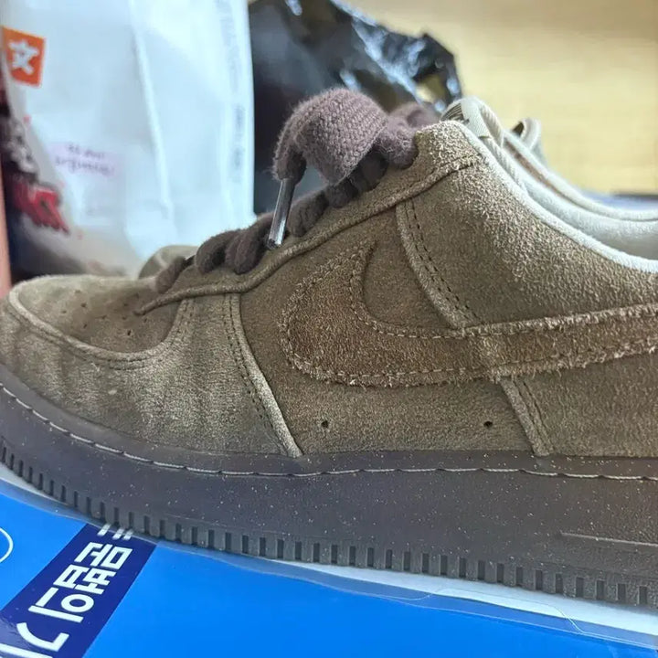 [BUNJANG] Nike Air Force 1 Suede Brown Sneakers / 나이키 에어포스 스웨이드 브라운