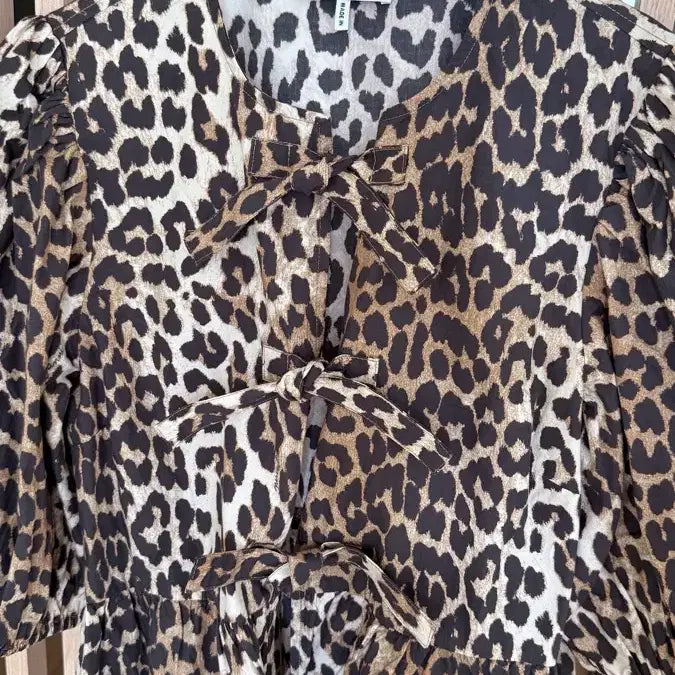 [BUNJANG] GANNI Leopard Poplin Peplum Blouse / GANNI 가니 레오파드 포플린 페플럼 블라우스 셔츠