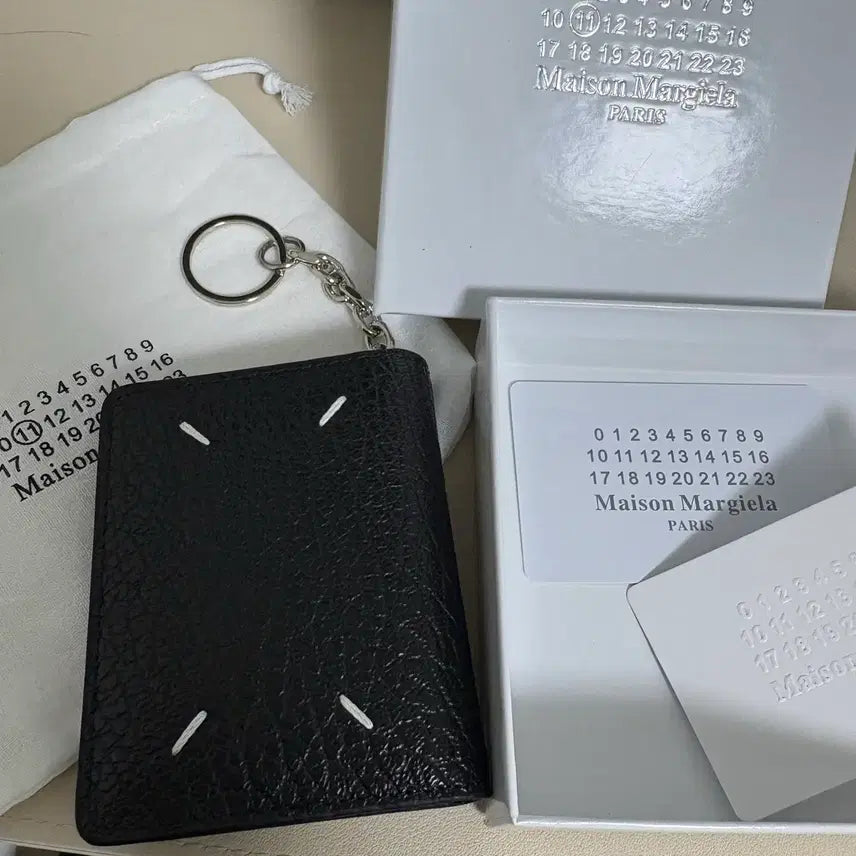 [SOLD OUT] 마르지엘라 키링 카드지갑
