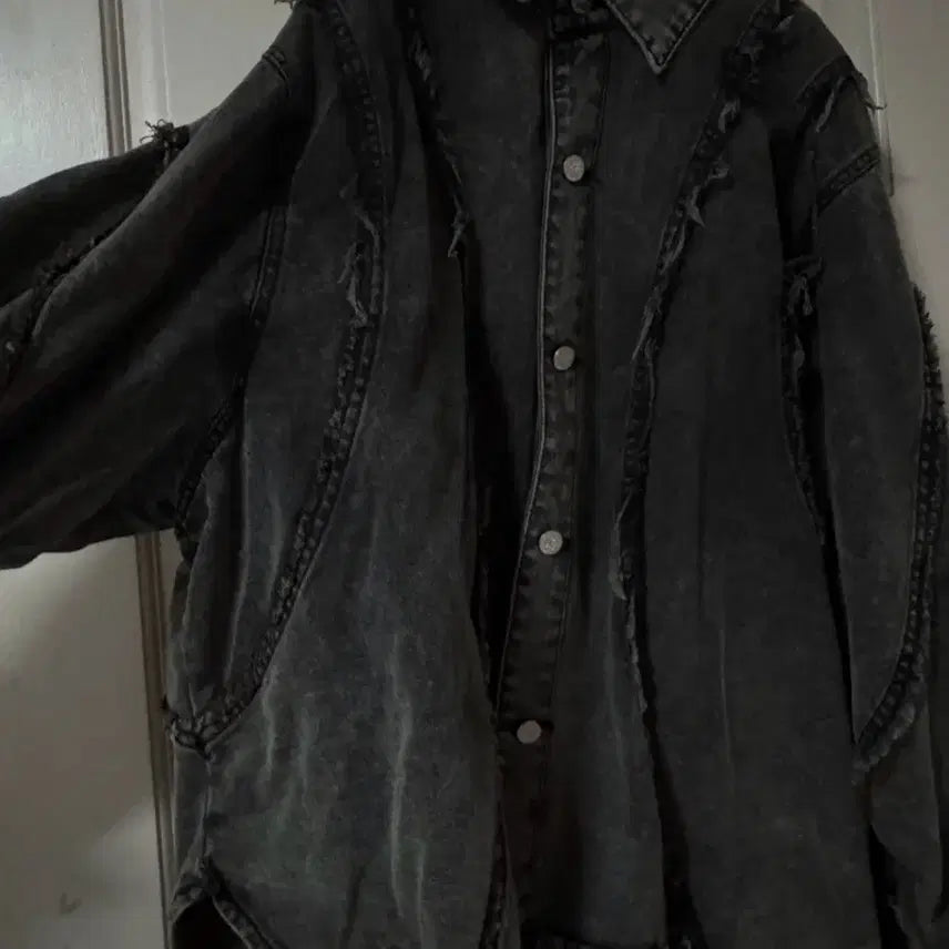 [BUNJANG] Yournus Capoeira Wave Denim Jacket - Black / 카포에라 웨이브 데님 자켓 블랙