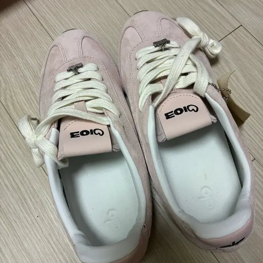 [BUNJANG] ALO Jisoo Sunset Pink Sneakers / ALO 알로 선셋 지수 핑크 스니커즈
