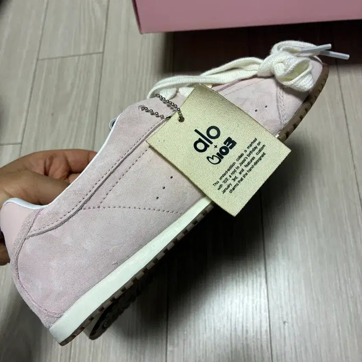 [BUNJANG] ALO Jisoo Sunset Pink Sneakers / ALO 알로 선셋 지수 핑크 스니커즈