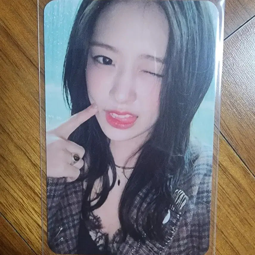 [BUNJANG] IVE An Yujin Withmu POB Photocard / [판매] 아이브 안유진 위드뮤 특전 포카