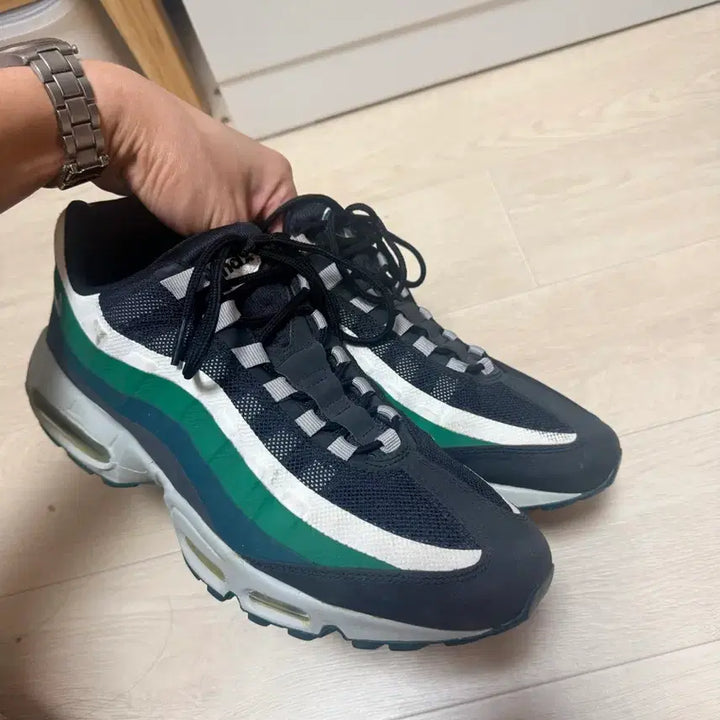 [BUNJANG] Nike Air Max 95 Philadelphia Eagles Sneakers / 에어맥스95 NFL 290