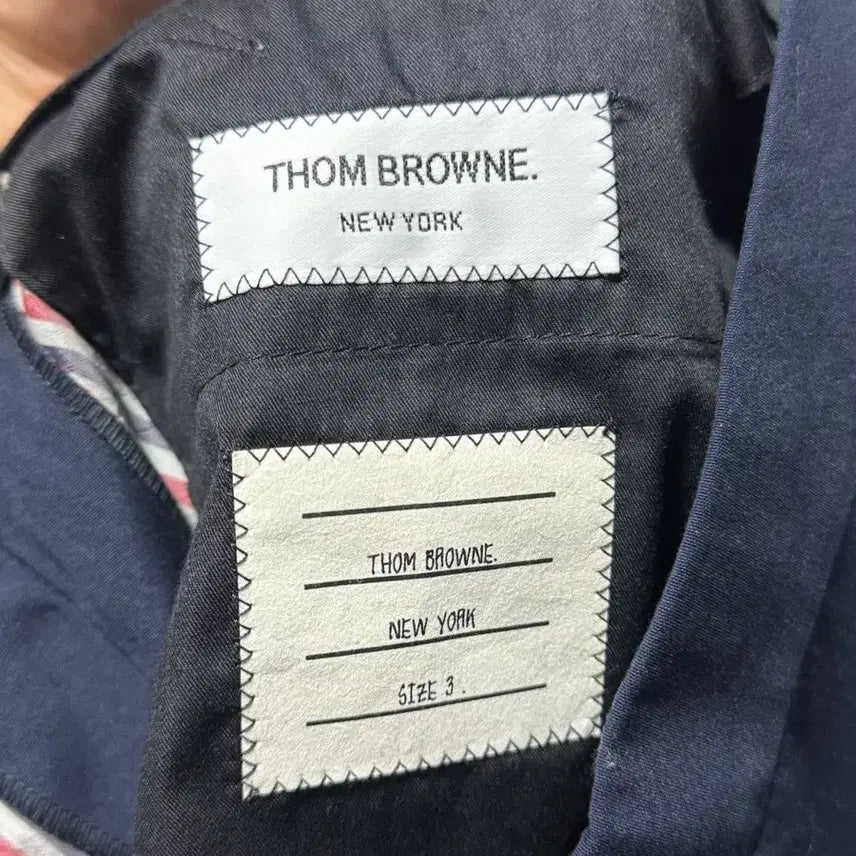 [BUNJANG] Thom Browne Navy Shorts 3 / 톰브라운 반바지 네이비 3