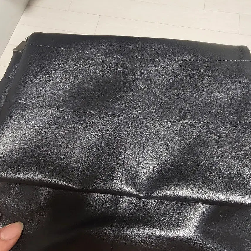 [SOLD OUT] 자라 락플랩백 블랙