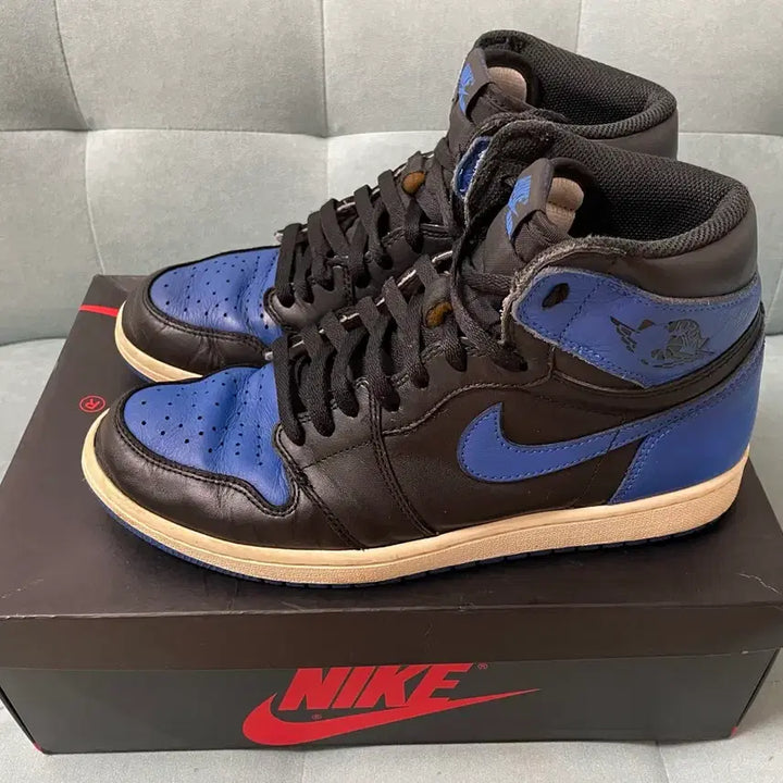 [BUNJANG] Nike Air Jordan 1 Retro High OG Royal Blue Sneakers / 조던1 레트로 하이 OG 로얄블루 280