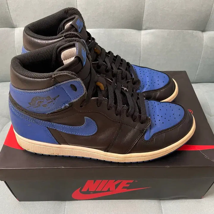 [BUNJANG] Nike Air Jordan 1 Retro High OG Royal Blue Sneakers / 조던1 레트로 하이 OG 로얄블루 280