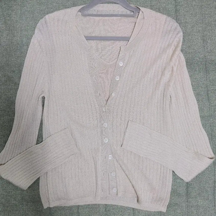[BUNJANG] Pearl Ribbed V-Neck Cardigan Set / 펄 골지 브이넥 가디건 세트
