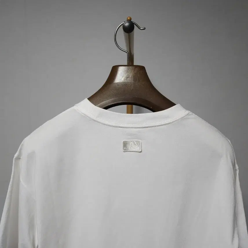 [BUNJANG] MLB Heart Small Logo Oversized T-shirt / L ) MLB 하트 스몰로고 오버핏 반팔티