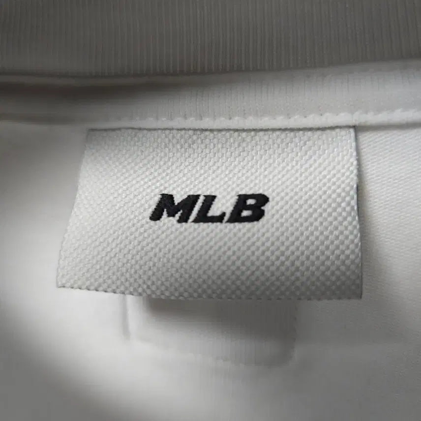 [BUNJANG] MLB Heart Small Logo Oversized T-shirt / L ) MLB 하트 스몰로고 오버핏 반팔티