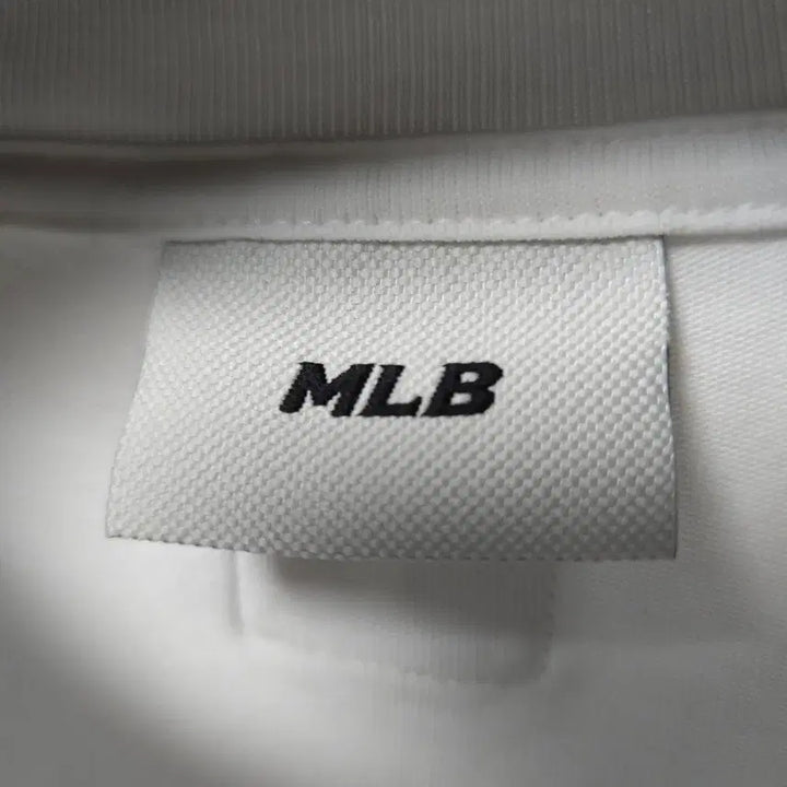 [BUNJANG] MLB Heart Small Logo Oversized T-shirt / L ) MLB 하트 스몰로고 오버핏 반팔티