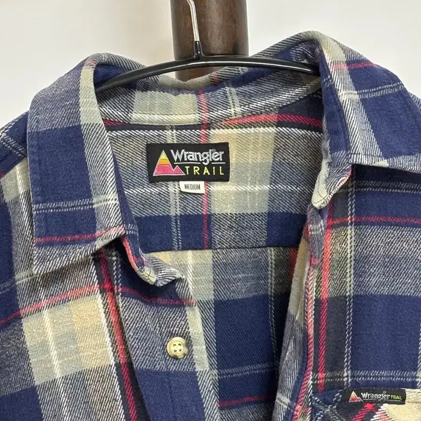 [BUNJANG] Wrangler Navy Plaid Flannel Shirt / 아메리큰 빈티지 랭글러 네이비 플란넬 체크 셔츠