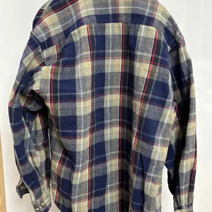 [BUNJANG] Wrangler Navy Plaid Flannel Shirt / 아메리큰 빈티지 랭글러 네이비 플란넬 체크 셔츠