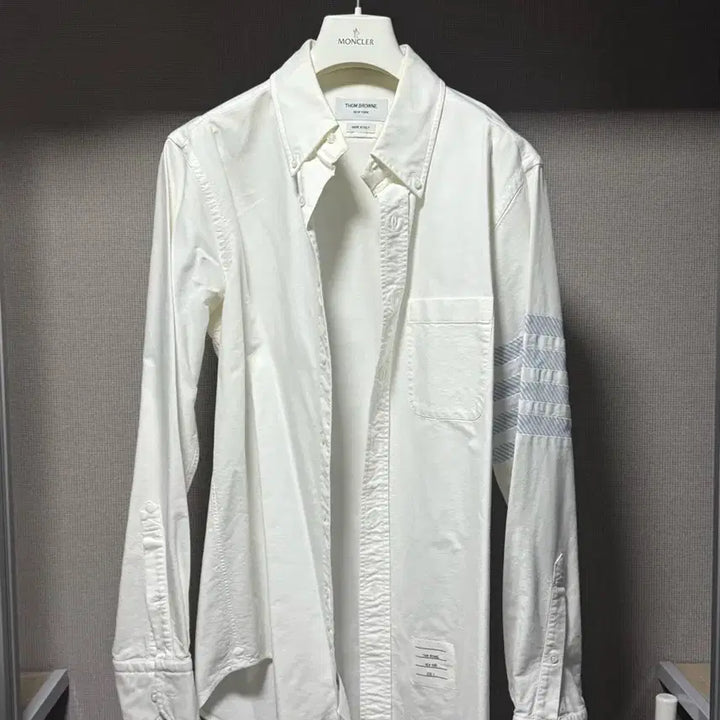[SOLD OUT] 톰브라운 회색 사선 완장 셔츠 3