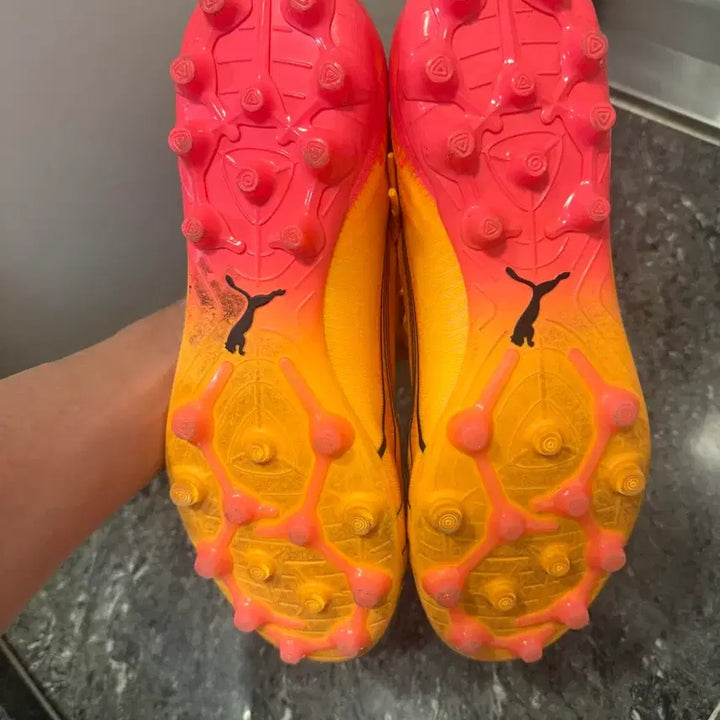 [BUNJANG] Puma Ultra Ultimate MG Soccer Cleats / 푸마 울트라 얼티메이트 MG 270