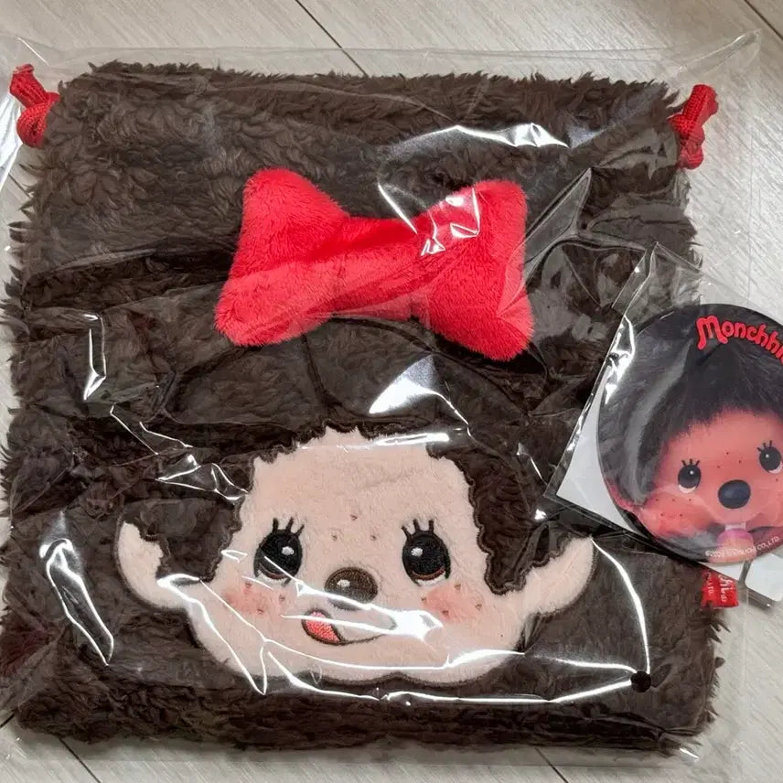[SOLD OUT] 일리윤 몬치치 파우치 거울 세트 미개봉 새제품