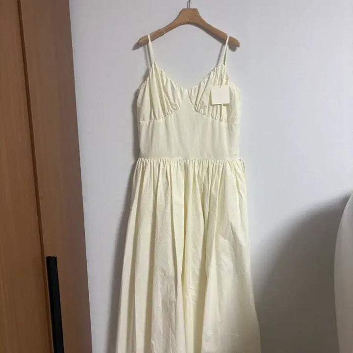 [BUNJANG] Vasil Ivory Dress / Vasil 원피스 (새상품) 55사이즈