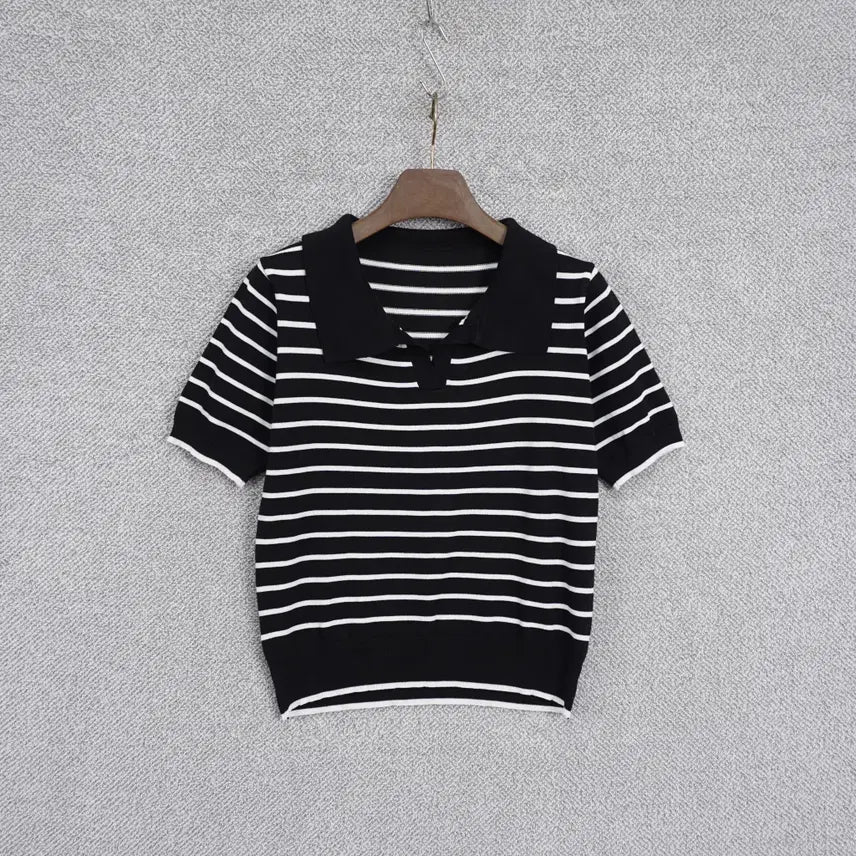 [BUNJANG] Casual Striped Slit-Neck Short-Sleeve Knit Top / 여성 캐주얼 스트라이프 트임넥 반팔 니트 free