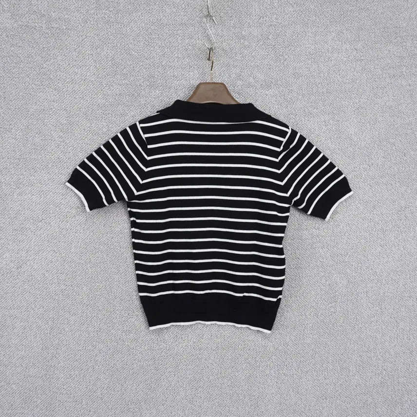 [BUNJANG] Casual Striped Slit-Neck Short-Sleeve Knit Top / 여성 캐주얼 스트라이프 트임넥 반팔 니트 free