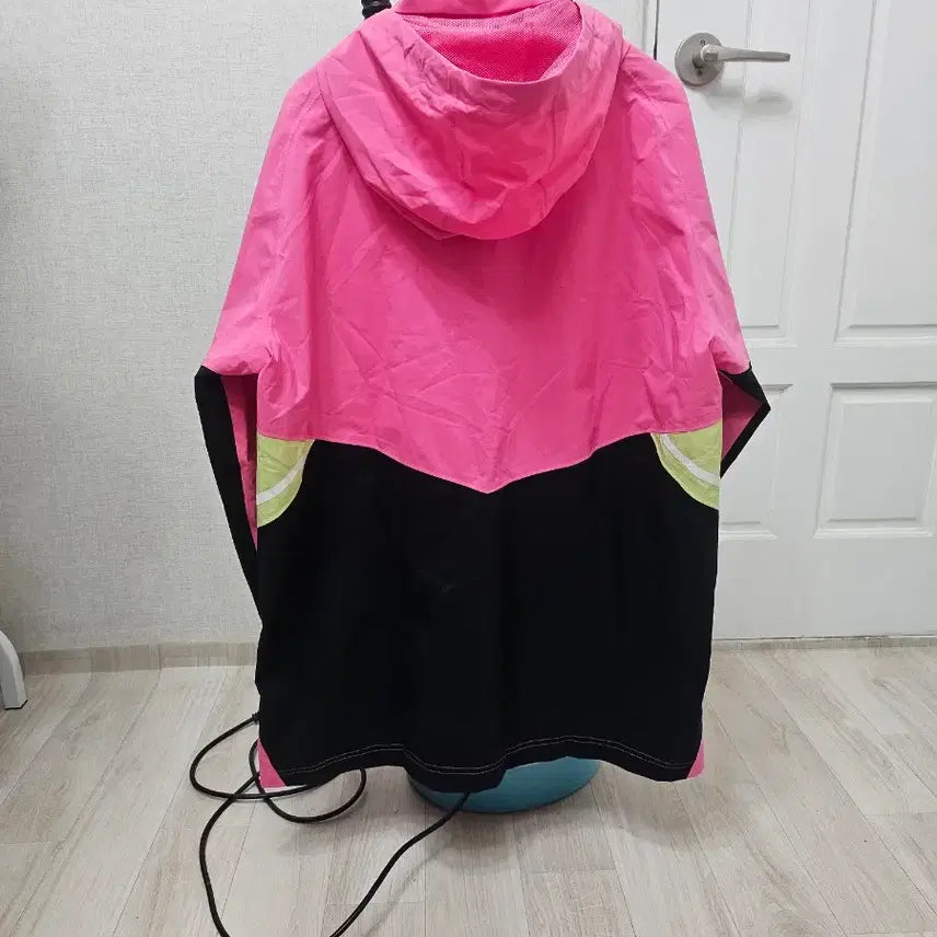 [BUNJANG] Adidas Juventus Rain Jacket / (105~110)XL우주매물 아디다스 유벤투스 [연핑검]레인자켓 바람막이