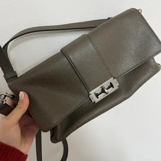 [BUNJANG] Vunque Crossbody Bag / 분크 크로스백