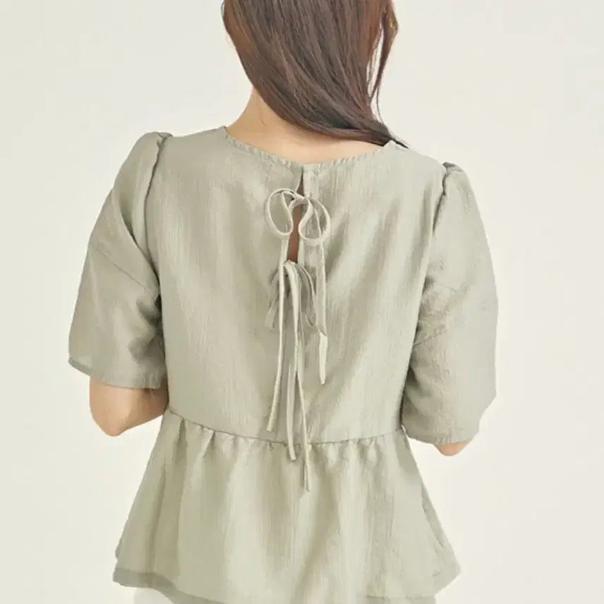 [BUNJANG] Roem Seersucker Baby Doll Puff Sleeve Blouse / 로엠 시어서커 베이비돌 퍼프 반팔 블라우스