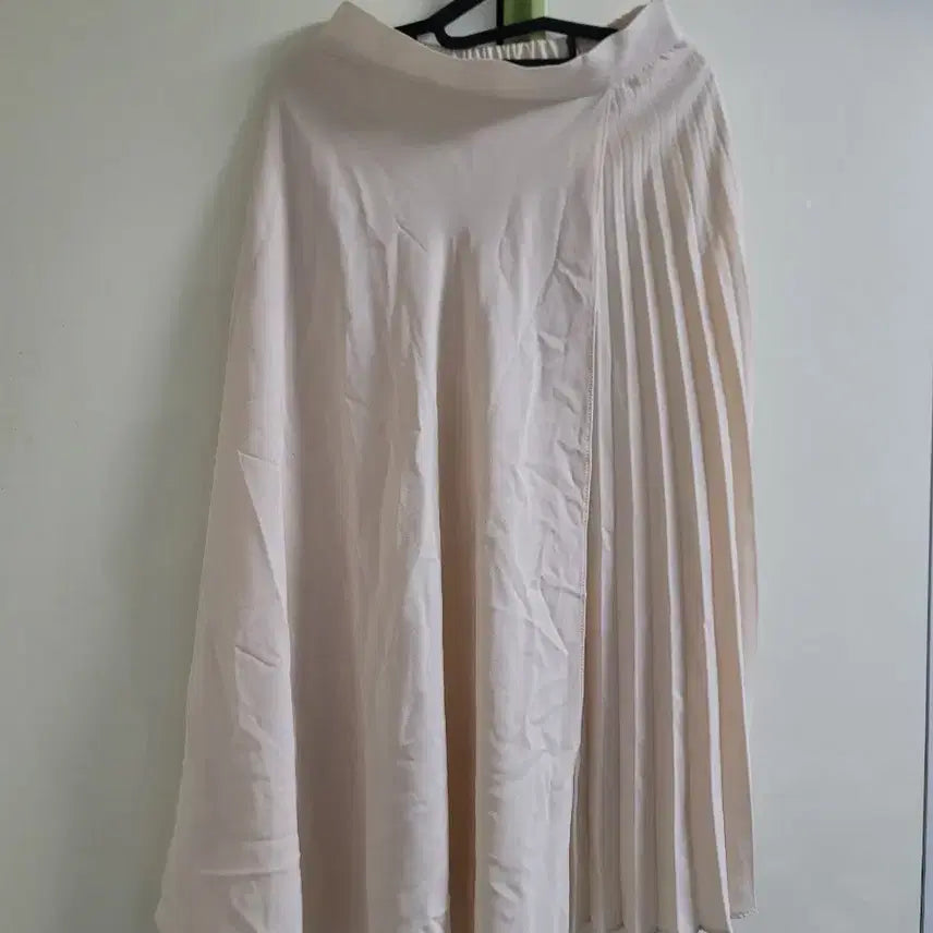 [BUNJANG] Pleated Long Skirt / 여성  플리츠 롱 스커트 F