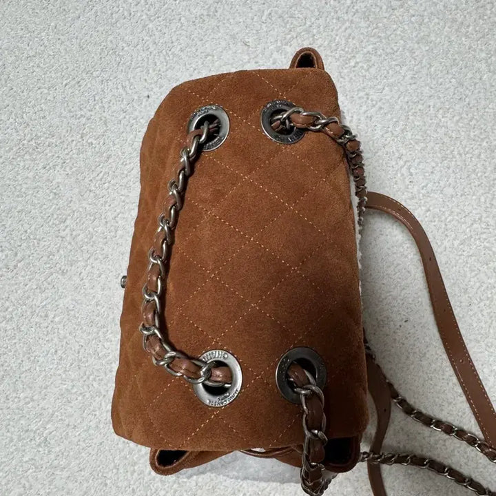 [SOLD OUT] (오늘만이가격)샤넬 빈티지 시어링 스웨이드백팩 깜봉컬렉션