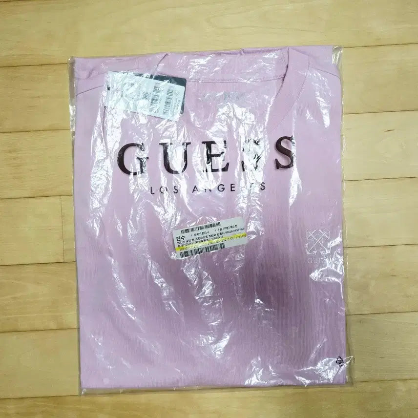 [SOLD OUT] 게스 남성 백 스트라이프 프린트 반팔티
