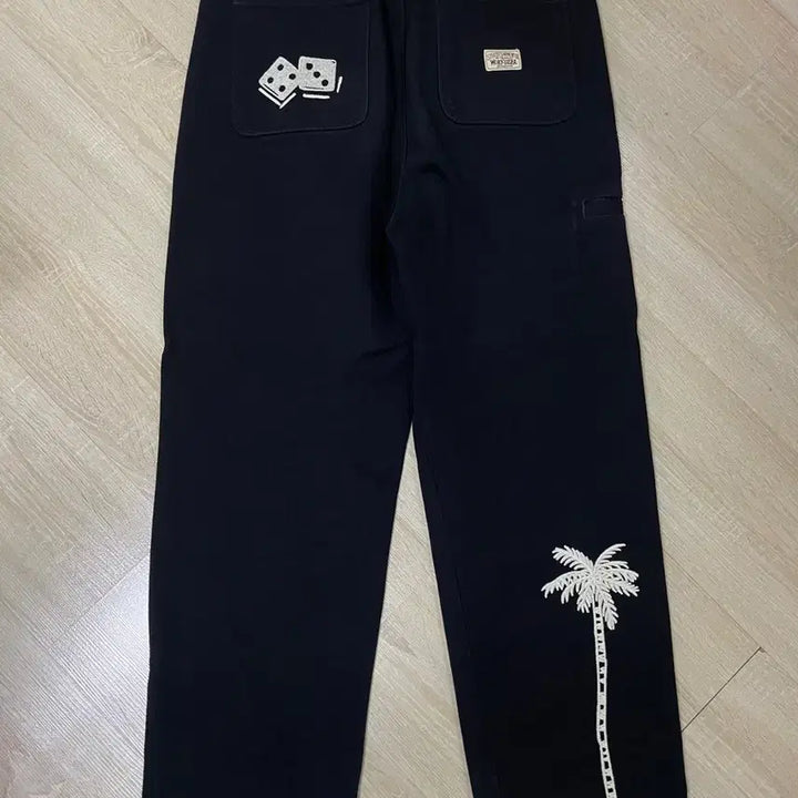[BUNJANG] Stussy Icon Beach Pants Washed Black (L) / (L) 스투시 노마 아이콘 비치 팬츠 워시드 블랙