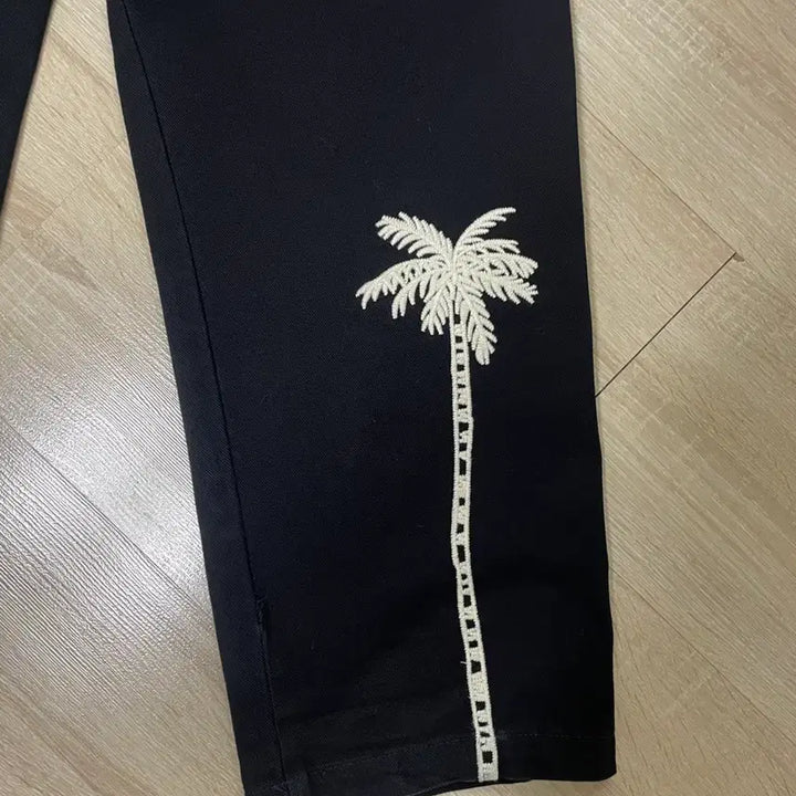 [BUNJANG] Stussy Icon Beach Pants Washed Black (L) / (L) 스투시 노마 아이콘 비치 팬츠 워시드 블랙