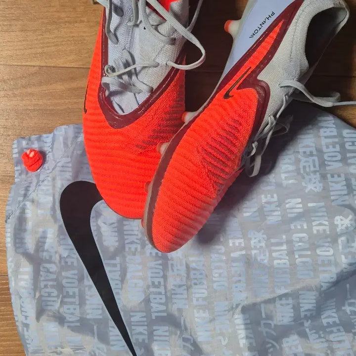 [BUNJANG] Nike Phantom 6 Low Elite AG Football Boots / 나이키 팬텀 6 로우 엘리트 AG 축구화
