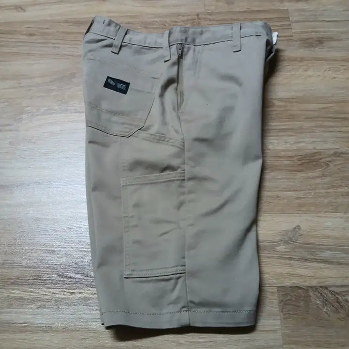 [SOLD OUT] 미사용 VANS 반스 카펜터 반바지 보드 쇼츠 팬츠