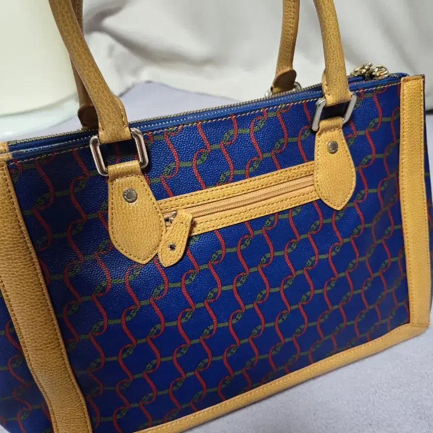 [BUNJANG] Roberta di Camerino Tote Bag with Ribbon Charm / 로베르타 디 카메리노 가방 토트백 리본 참 장식