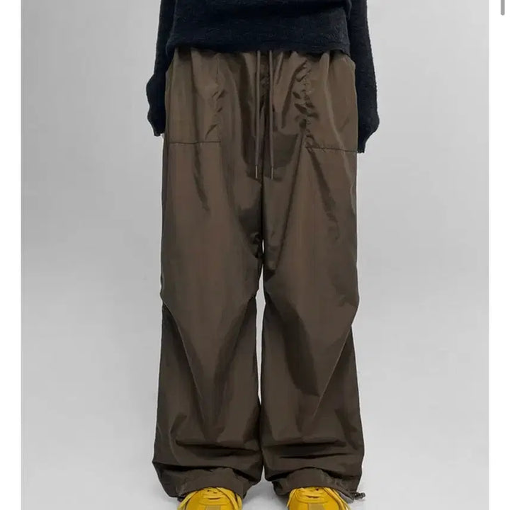 [BUNJANG] Blackup Blue Green Nylon Training Pants / 블랙업 블루그린 나일론 팬츠
