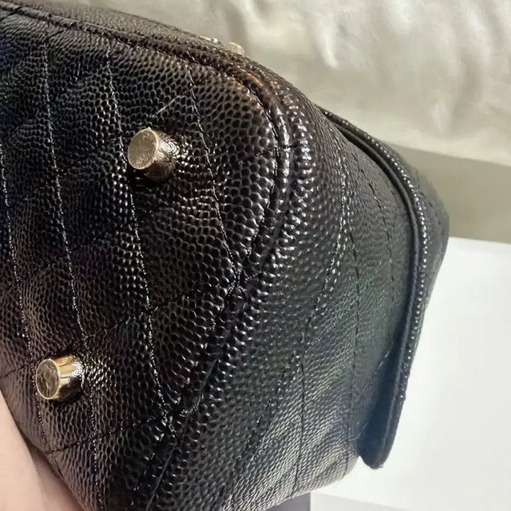 [BUNJANG] The Row Halfmoon Box Bag - Caviar Black / 더로랑 Halfmoon box bag - 캐비어 블랙