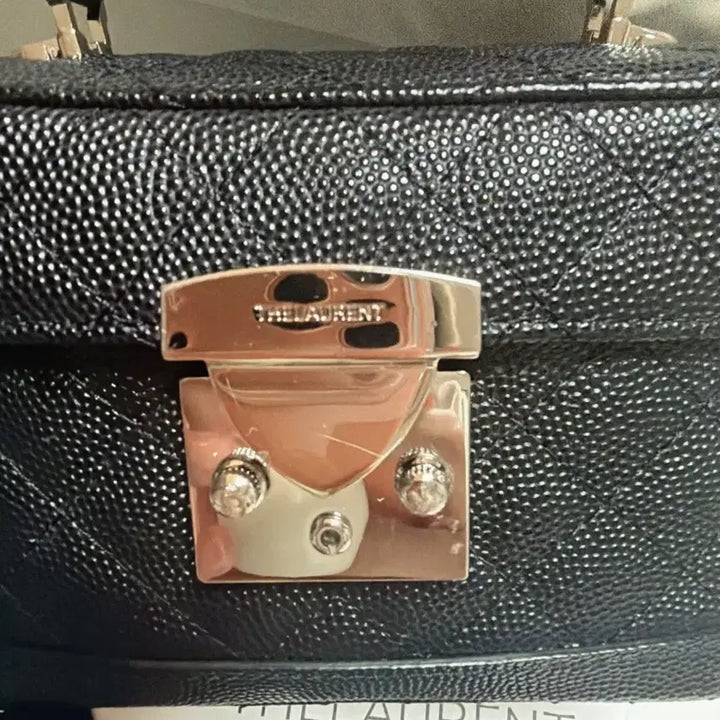 [BUNJANG] The Row Halfmoon Box Bag - Caviar Black / 더로랑 Halfmoon box bag - 캐비어 블랙