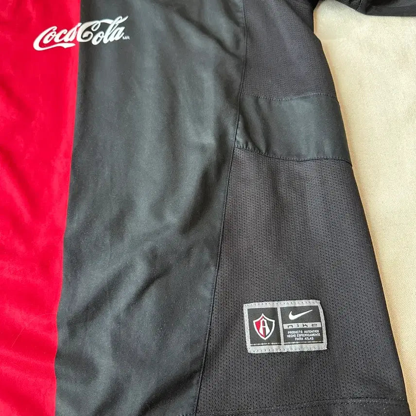 [BUNJANG] Nike Atlas FC 03-04 Home Jersey Coca-Cola L / 나이키 아틀라스 03-04 홈 유니폼 코카콜라 L