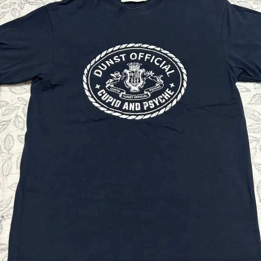 [BUNJANG] Dunst Cupid Campus Short Sleeve T-shirt / 던스트 유니섹스 큐피드 캠퍼스 반팔 티셔츠 S