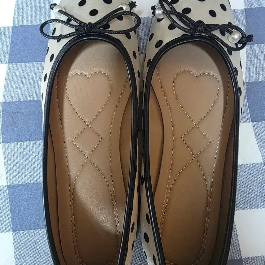 [BUNJANG] Unbranded Polka Dot Flat Shoes / 새거))땡땡이 플랫슈즈