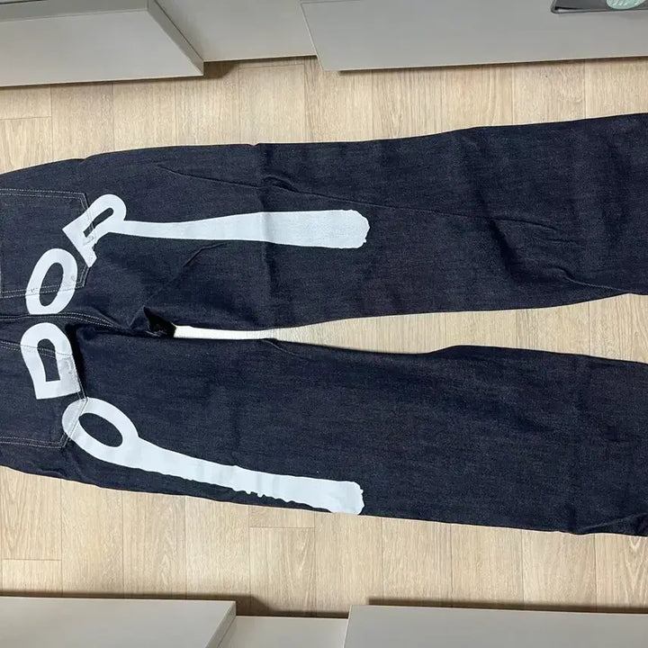 [BUNJANG] ODOR Logo Drop Denim White / 오도어 로고 드랍 데님 화이트