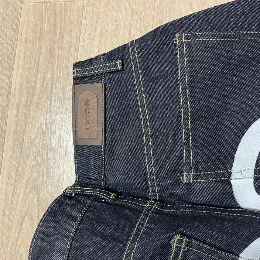 [BUNJANG] ODOR Logo Drop Denim White / 오도어 로고 드랍 데님 화이트