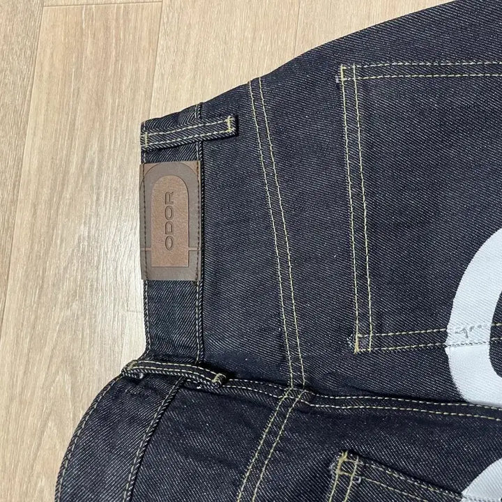 [BUNJANG] ODOR Logo Drop Denim White / 오도어 로고 드랍 데님 화이트