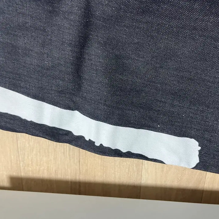 [BUNJANG] ODOR Logo Drop Denim White / 오도어 로고 드랍 데님 화이트