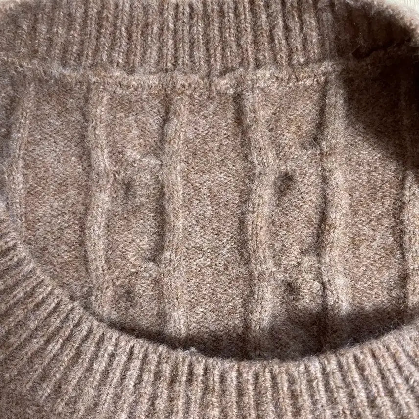 [BUNJANG] Uniqlo Cable Knit Sweater L / 유니클로 수플레얀 케이블 스웨터 L